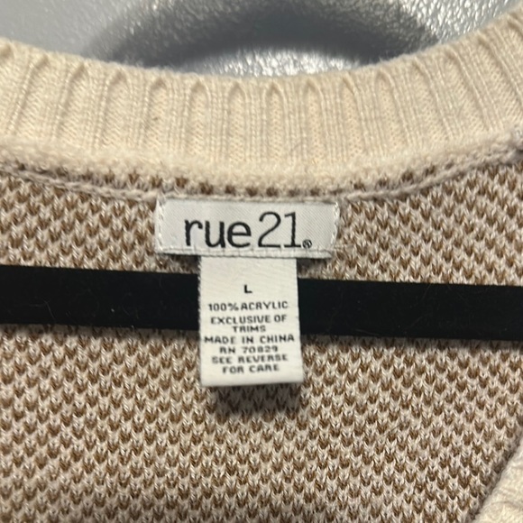 Rue21 Cream and Brown Knit Teddy Bear Vest - Picture 4 of 7